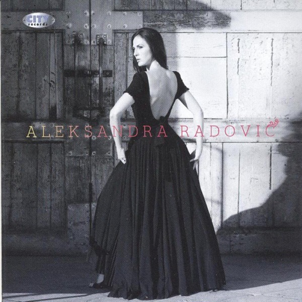 Aleksandra Radović - Žar ptica (2009).jpg